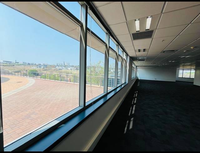 2,050M² OFFICE TO LET IN WATERFALL